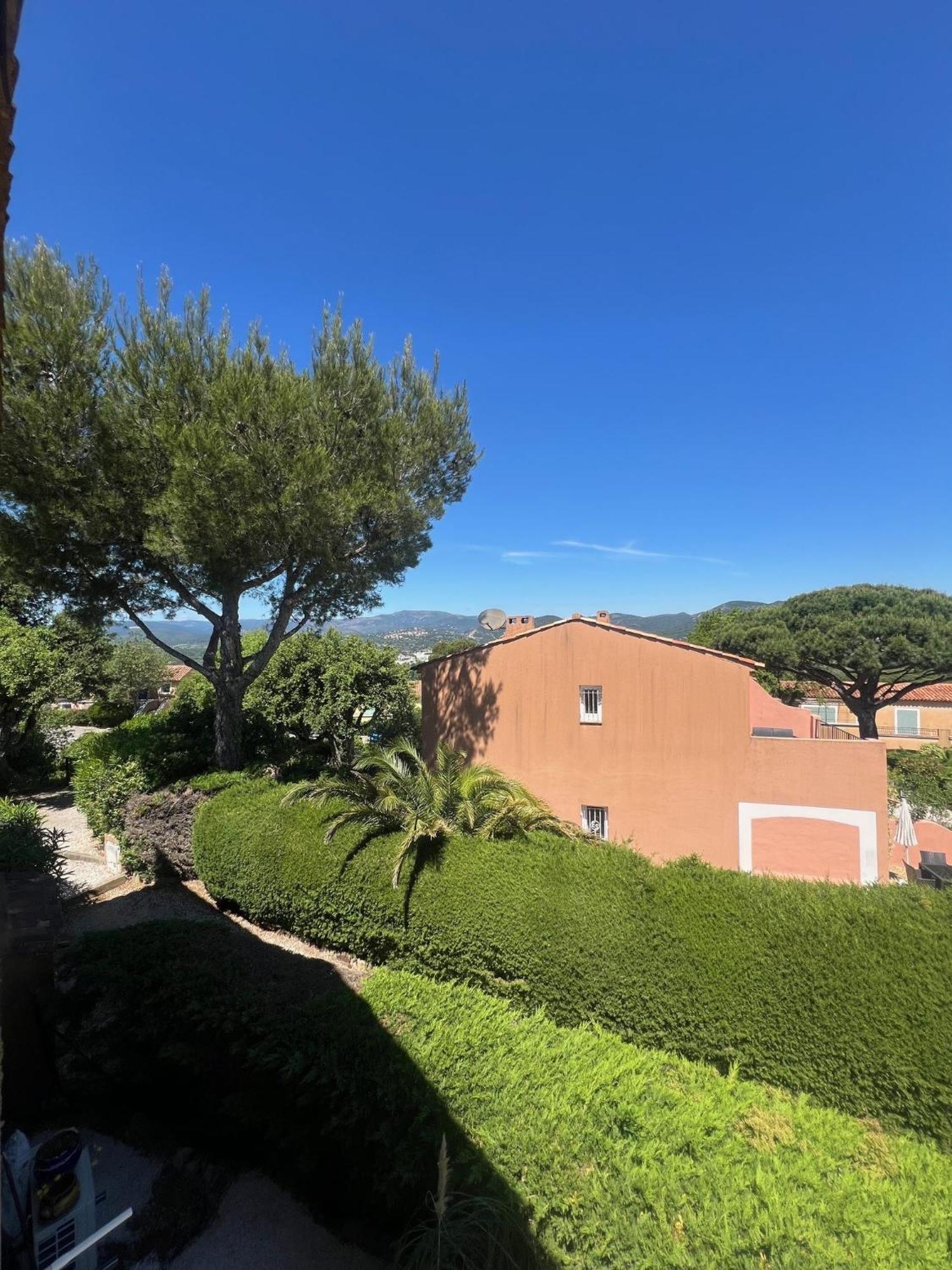Appartement Vue Mer Golfe De Saint-Tropez Cogolin Exterior photo